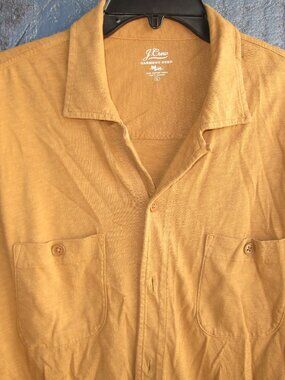 J. Crew Men’s Short Sleeve Shirt Size Large – Pre-Owned / Used Condition